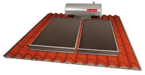 cn-200-litri-sopra-tetto-due-pannelli-solari-ariston.jpg