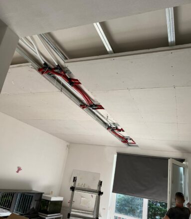 impianto di riscaldamento radiante a soffitto in appartamento nostro cliente a milano (1)